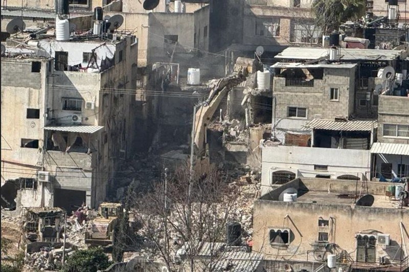 Zionist Forces Arrest 4 Palestinians in South of West Bank’s Tulkarem