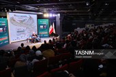 مسعود فراستی در کارگاه «نقد فیلم مقاومت؛ از تجربه تا آسیب‌شناسی»، درباره مفهوم سینمای مقاومت، تجربه سینمای دفاع مقدس، رابطه فرم و محتوا، نقش تکنیک در فیلم‌سازی، ضرورت مطالعه برای هنرمندان و اهمیت نقدپذیری سخن گفت.