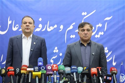 تاجرنیا: در کار متدین دخالت نمی‌کنم/گفتم عنوان تام‌الاختیاری را بگیرند